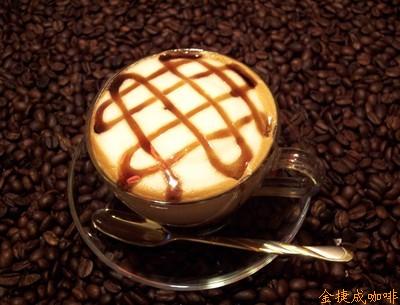 焦糖拿(ná)鐵(tiě)的(de)做(zuò)法