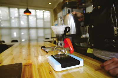 “技(jì)術(shù)派”咖啡館走俏